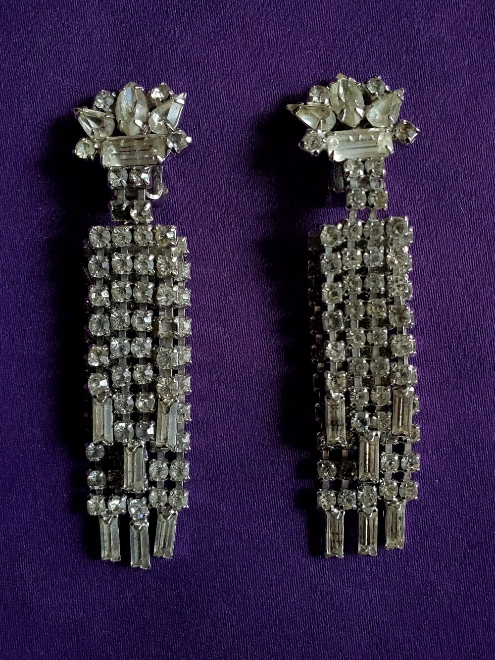 Ledo Script Stamped 1950s Vintage Silver Rhinestone Fringe Drop Earrings